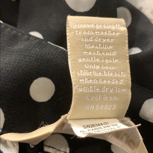 Professional Banana Republic Tie Neck Shell - Picture 7 of 7